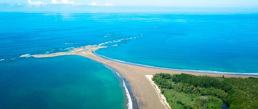 Marino Ballena National Park