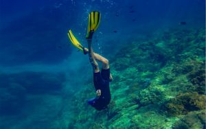 Free diver snorkeling at Caño Island