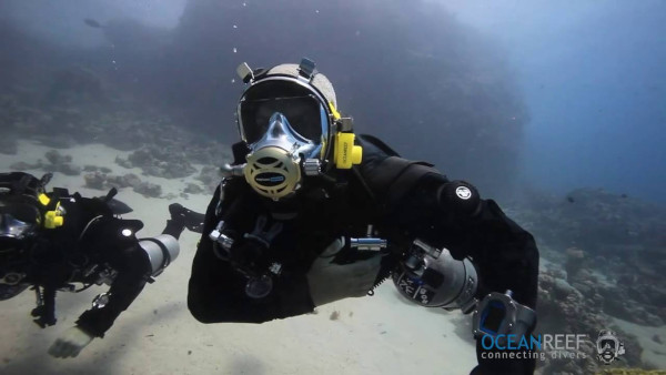 Ocean reef diving mask and equipment