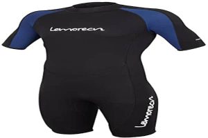 traje de buceo shorty