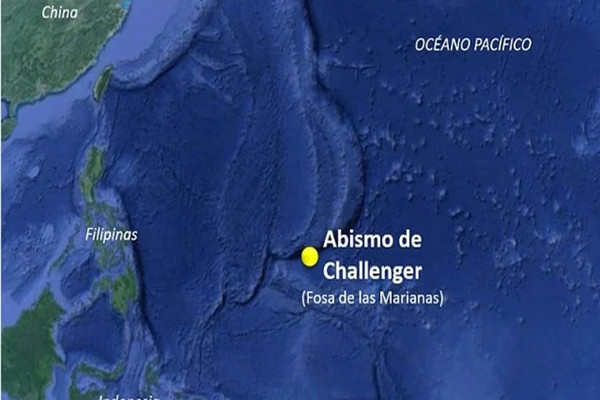 location map of the challenger deep and filipinas