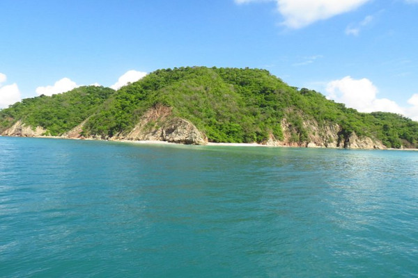 Playa Tortuga Ojochal Costa Rica
