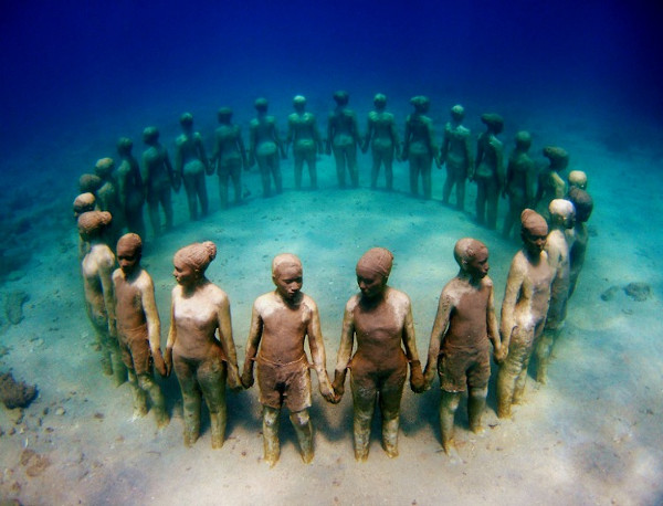 underwater museum of arts cancum-underwater museums and artificial reefs