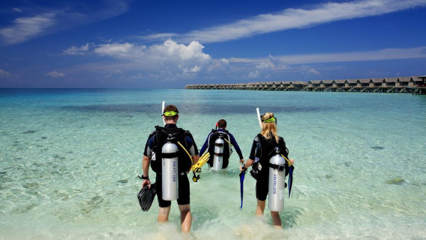 Best scuba diving in Maldives - new and experienced divers