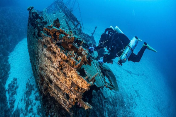 shipwreck tortuga island area