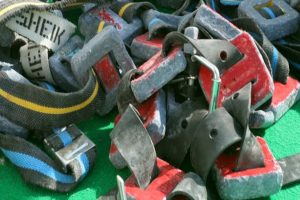scuba-diving-weights-different-colors