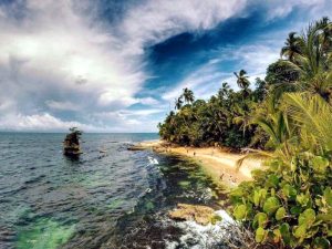playa-manzanillo-surf-costa-rica