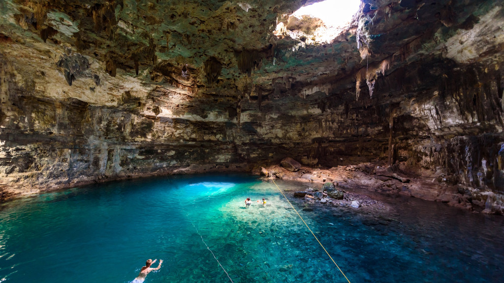 diving in cenotes Cenote Samula