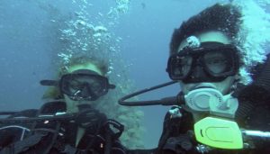 Diving-at-the-Pacific-Ocean-Costa-Rica
