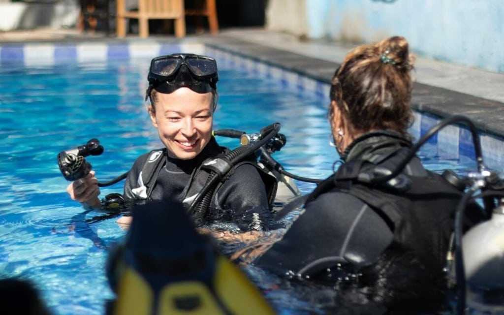 instructor de buceo-trabajos para buzos