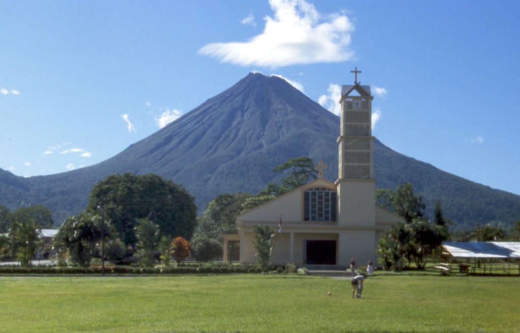 arenal-costa-rica-el mejor tiempo para visitar costa rica