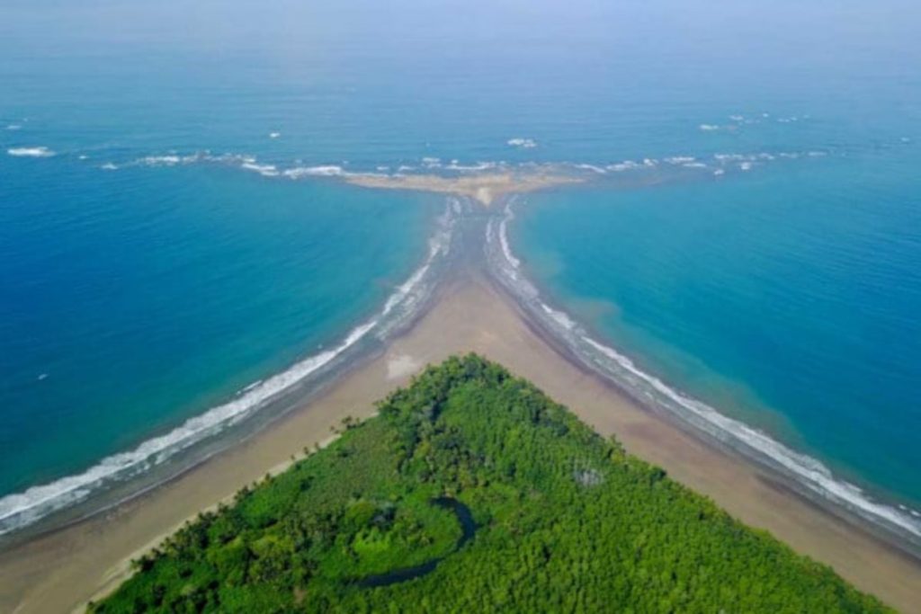 Buceo en el Parque Nacional Marino Ballena