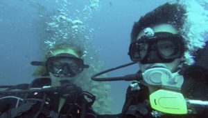 Diving-at-the-Pacific-Ocean-Costa-Rica