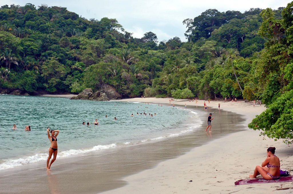 beach at manuel antonio