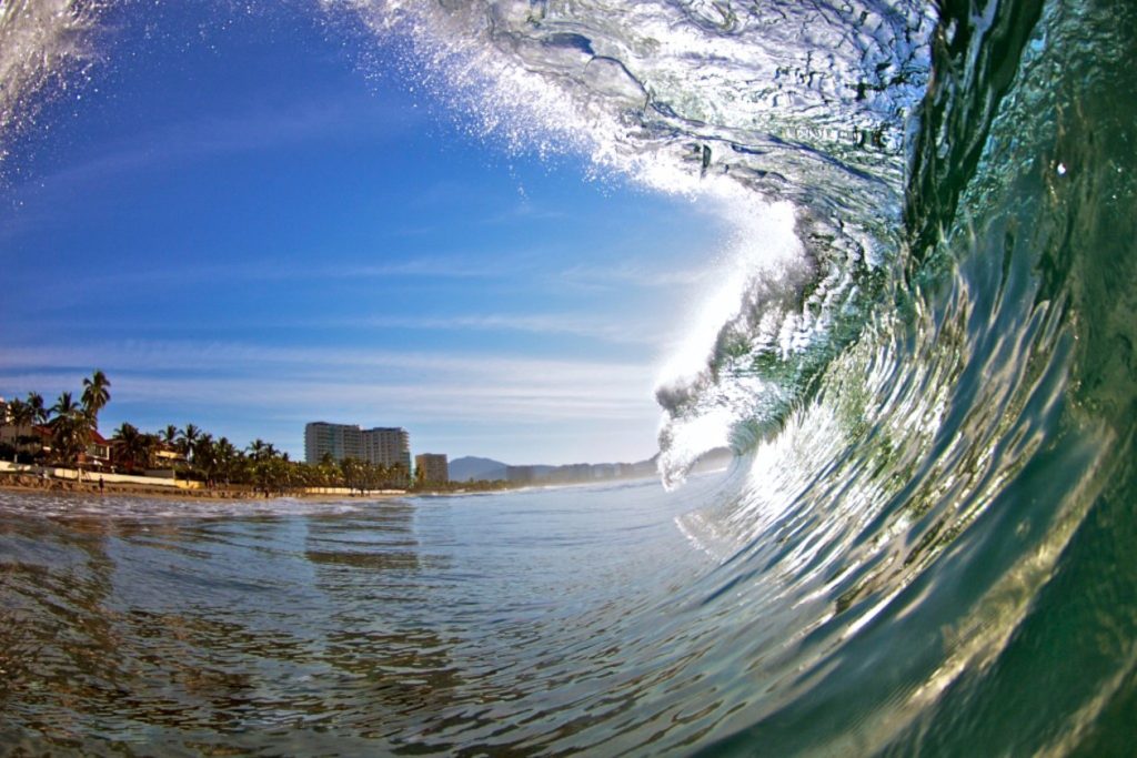 slow motion waves-surfing tip number 10