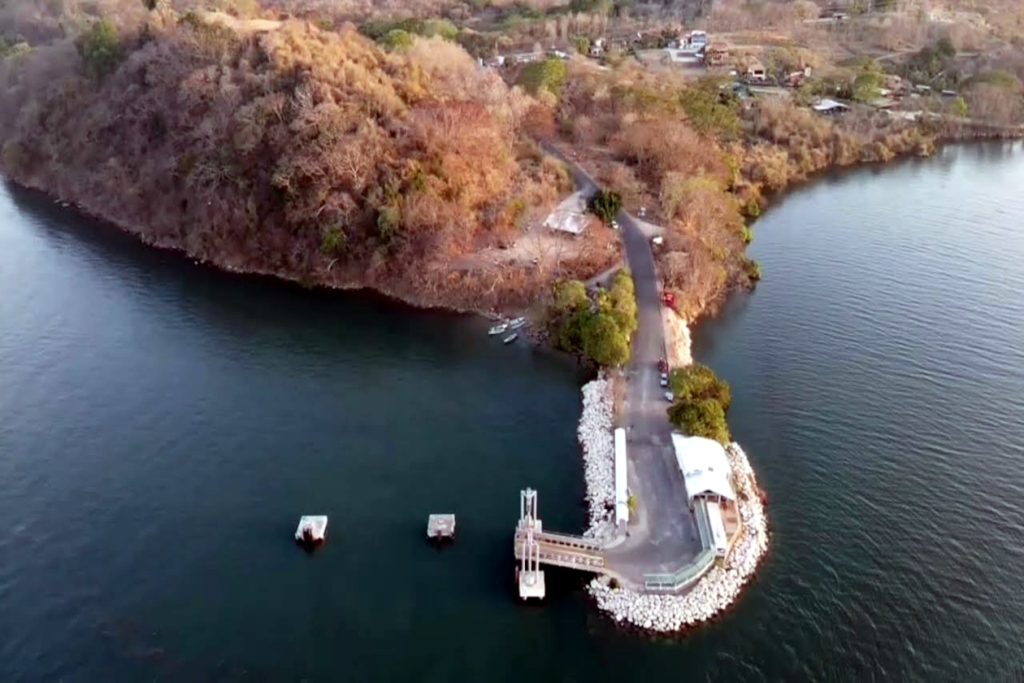 playa naranjo ferry