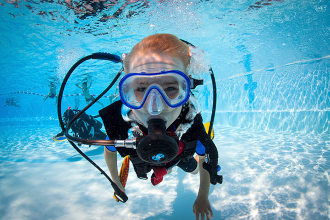 middle age kids scuba diving practice